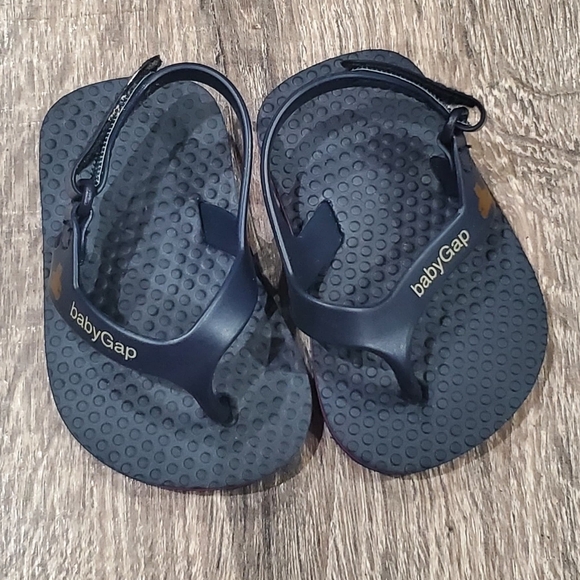Baby GAP Flip Flops Size 0-3M Baby Navy Flip Flops - Picture 8 of 9